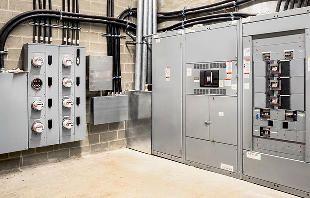 Kiểm tra hệ thống điện nhà máy tại KCN Sonadezi Châu Đức